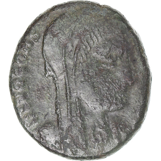 minca, 
  
  Divus Konštantín I. 
  
  Follis